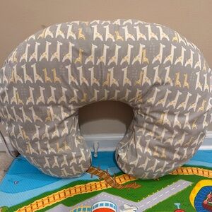 Boppy Nursing Pillow Gray with Yellow Giraffe Print Like New